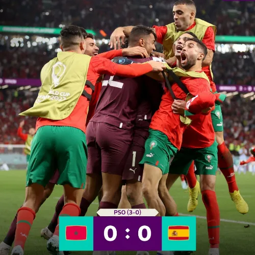 FIFA World Cup Spain vs Morocco match result, Moroccan team celebrating after reaching quater final