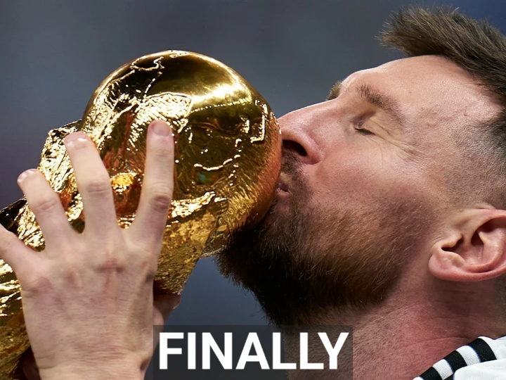 Argentina vs France FIFA World Cup 2022 final highlights, Lionel Messi kissing FIFA World Cup