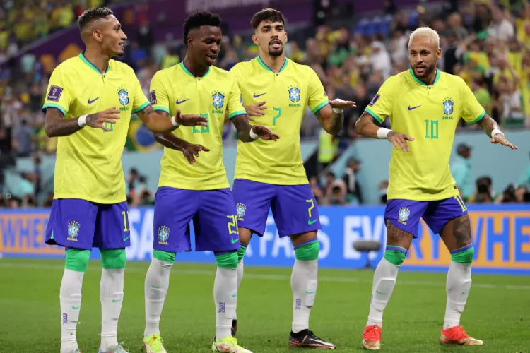 Brazil vs South Korea FIFA World Cup 2022, brazilian team celebrating after win against South Korea